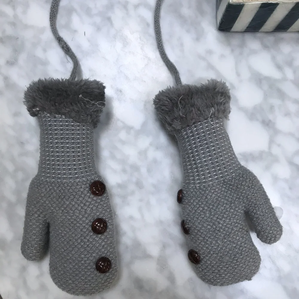 4/$25 Baby/toddler mittens